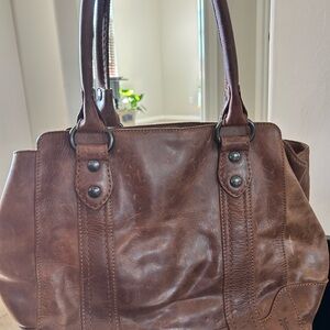 FRYE AND CO. Rich Brown Leather Shoulder Bag